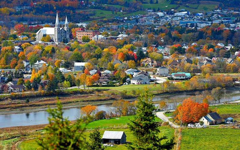 El tren panorámico de Charlevoix Next Destinium