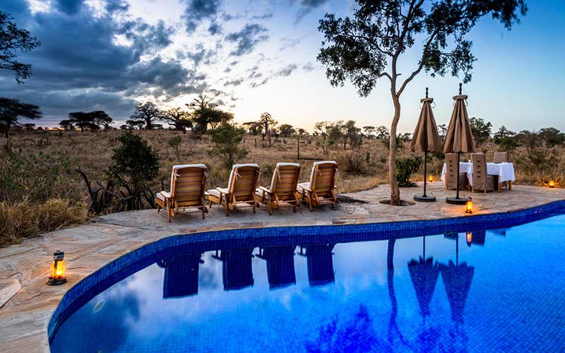 piscina-viajes-de-luxe-tanzania-y-kenia-a-medida-especialistas
